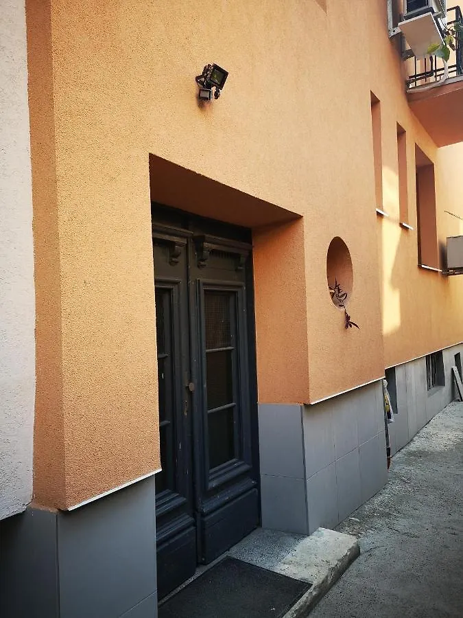 Serdika station, bright&cozy apartment Sofia 0*,